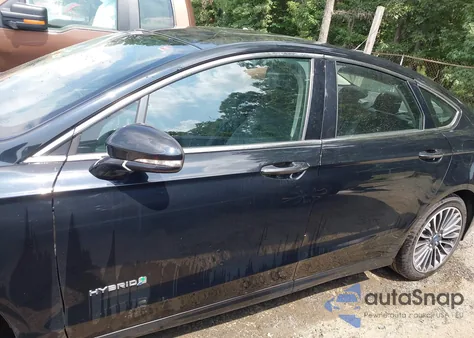 2018 Ford Fusion Hybrid Se из США, поврежденный, VIN 3FA6P0LU9JR259131